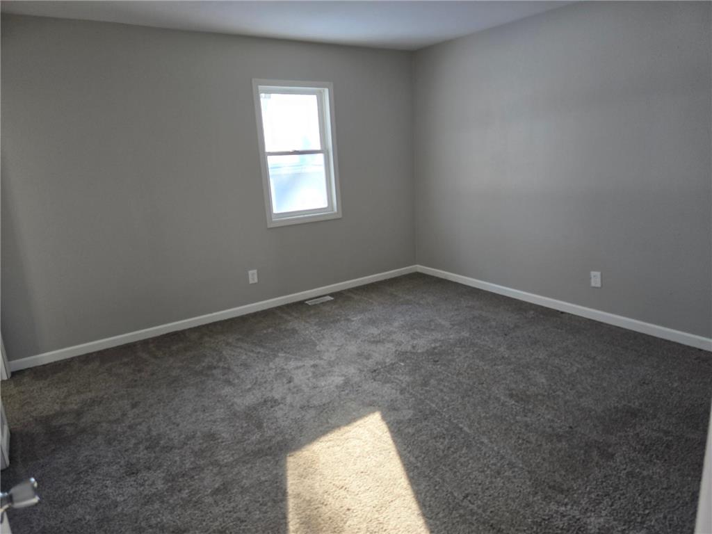 421 West Avenue Detroit Lakes MN 56501 7037075 image10