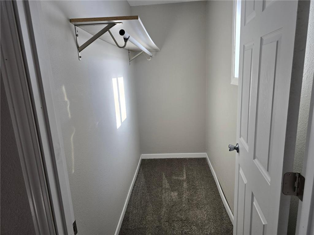 421 West Avenue Detroit Lakes MN 56501 7037075 image12
