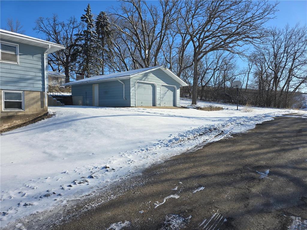 421 West Avenue Detroit Lakes MN 56501 7037075 image21