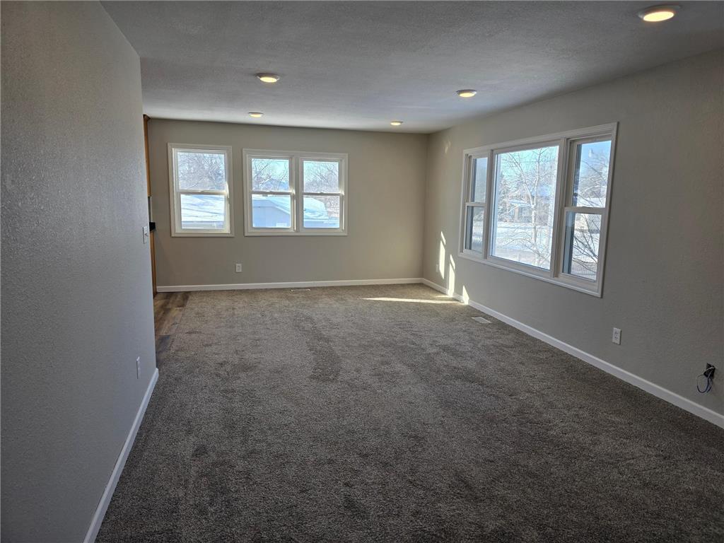 421 West Avenue Detroit Lakes MN 56501 7037075 image7