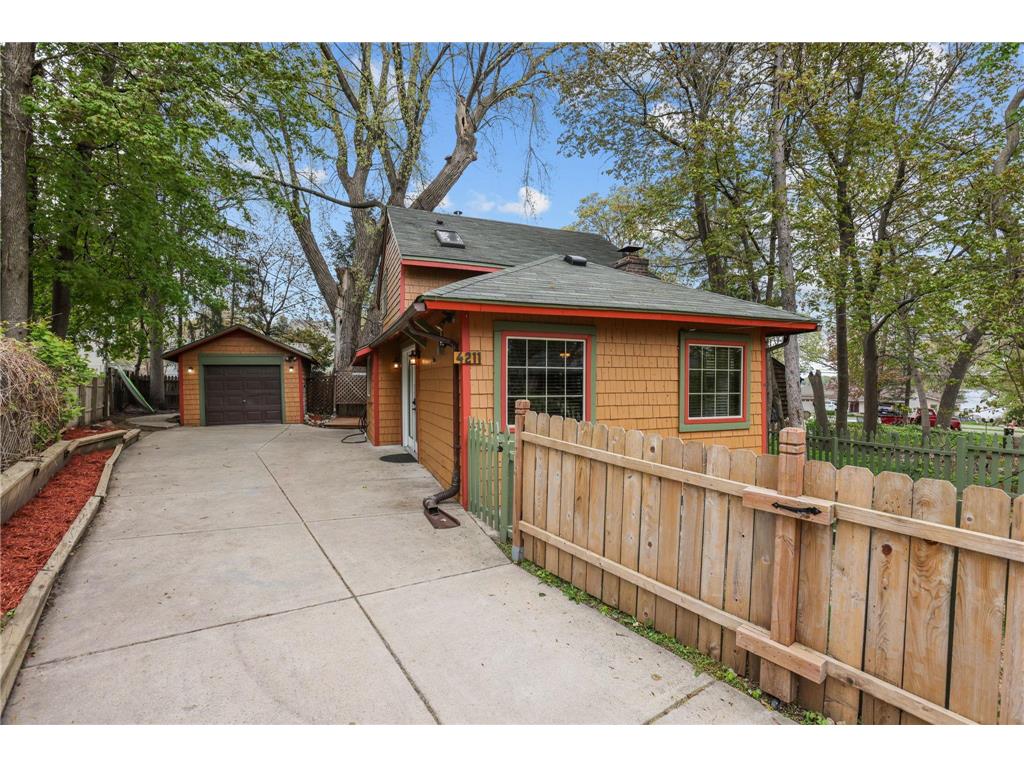 4211 Glen Oaks Avenue White Bear Twp MN 55110 - White Bear 7058269 image7