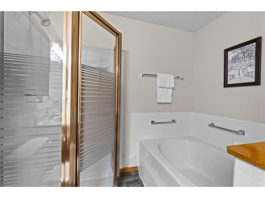 4211 Heine Court Eagan MN 55122 7055238 image14