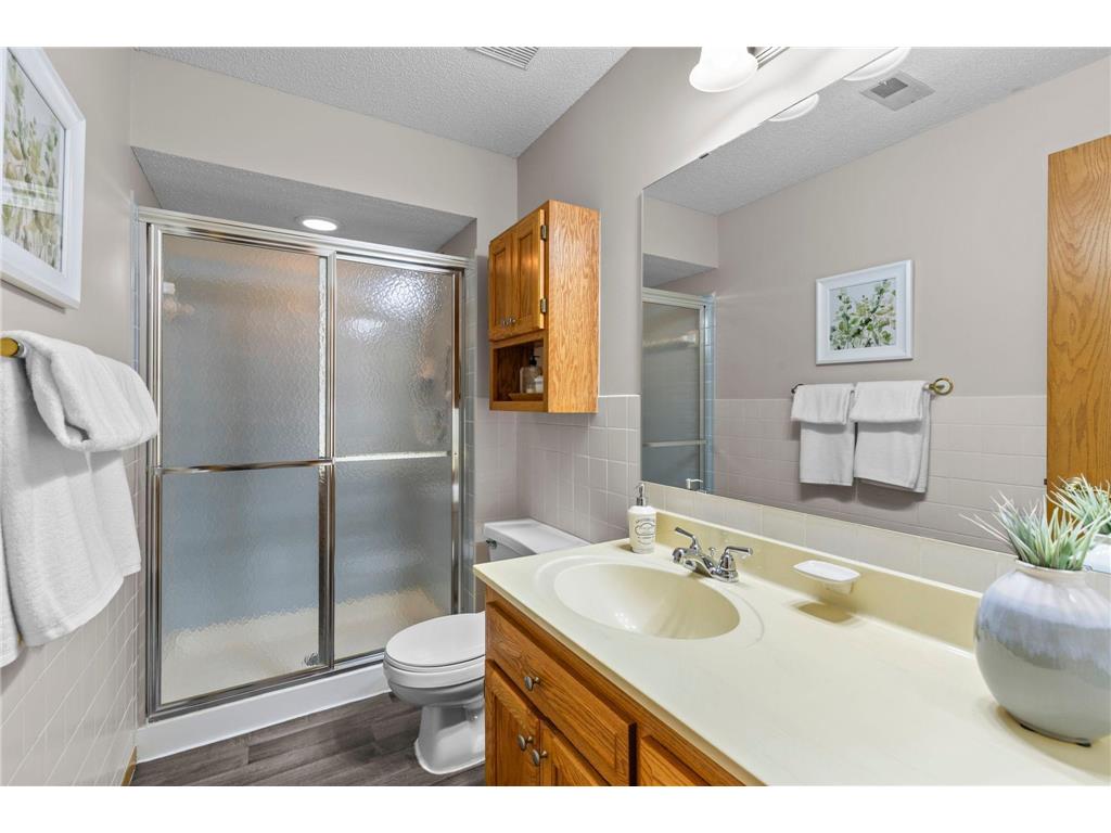 4211 Heine Court Eagan MN 55122 7055238 image21