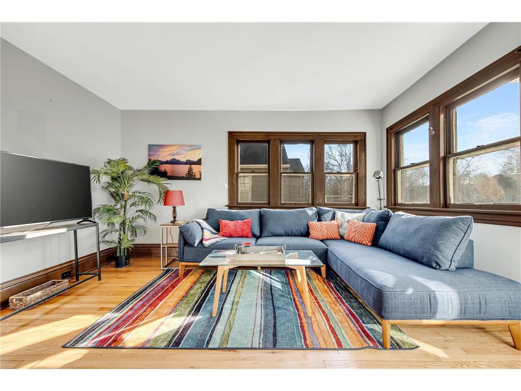 4211 Minnehaha Avenue Minneapolis MN 55406 6464213 image1