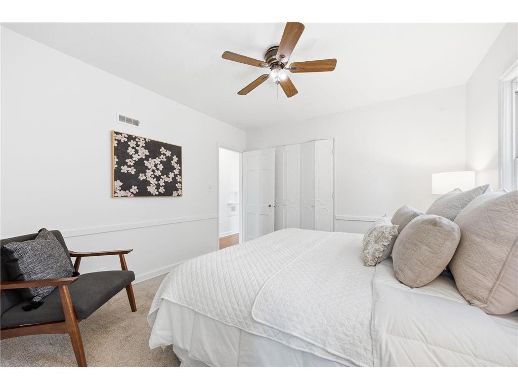 4211 Russell Avenue N Minneapolis MN 55412 7052575 image14