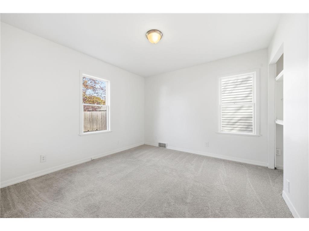 4211 Russell Avenue N Minneapolis MN 55412 7052575 image16