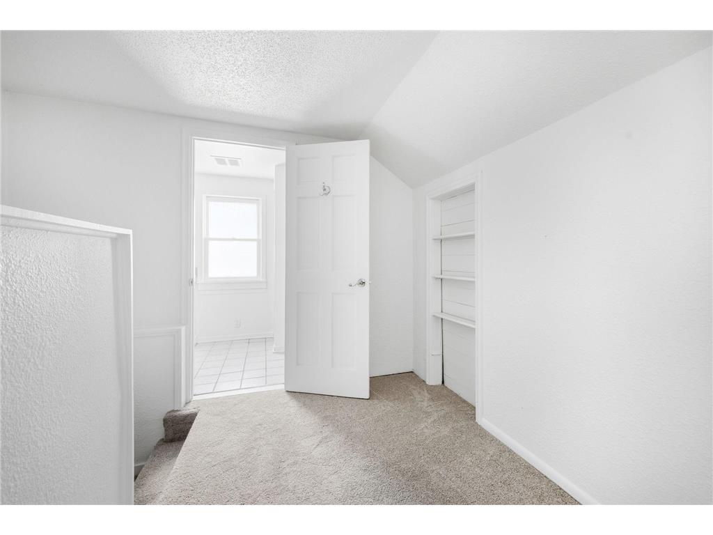 4211 Russell Avenue N Minneapolis MN 55412 7052575 image20