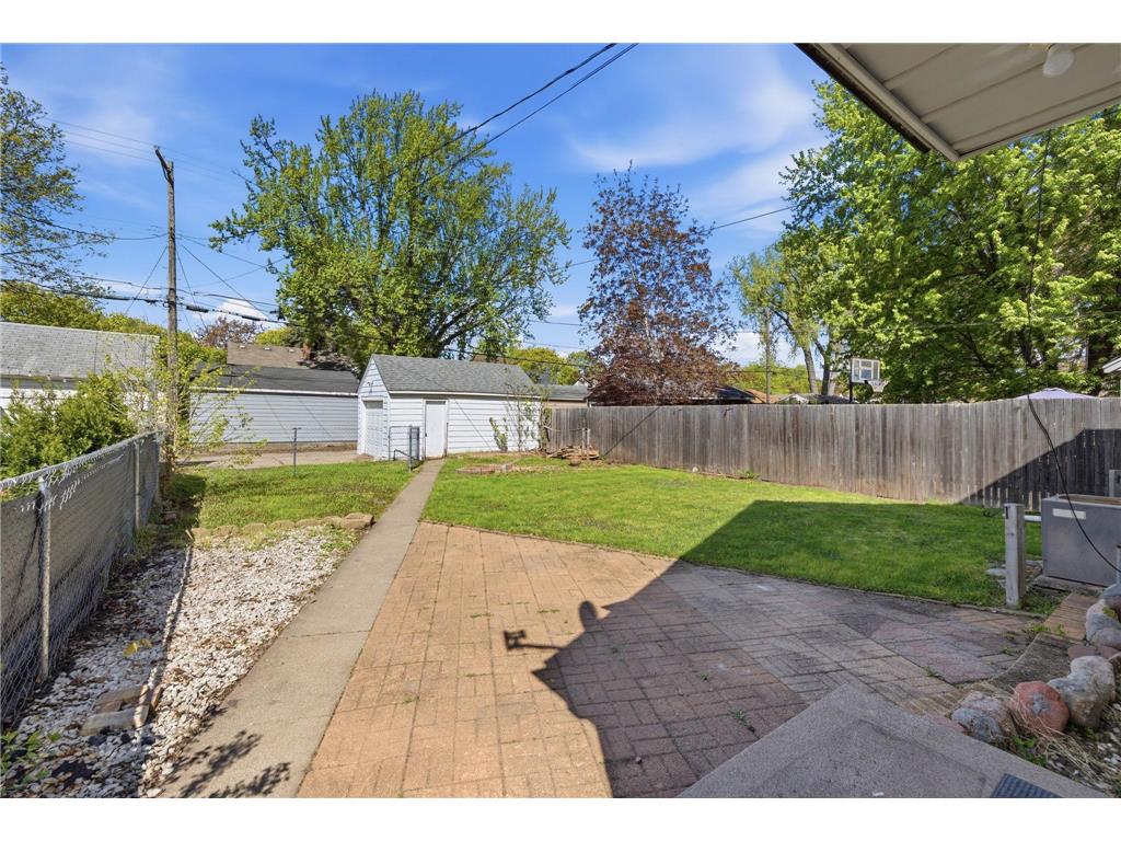 4211 Russell Avenue N Minneapolis MN 55412 7052575 image23