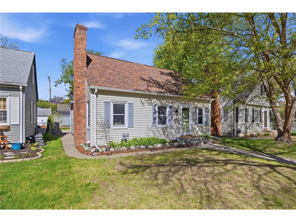 4211 Russell Avenue N Minneapolis MN 55412 7052575 image3