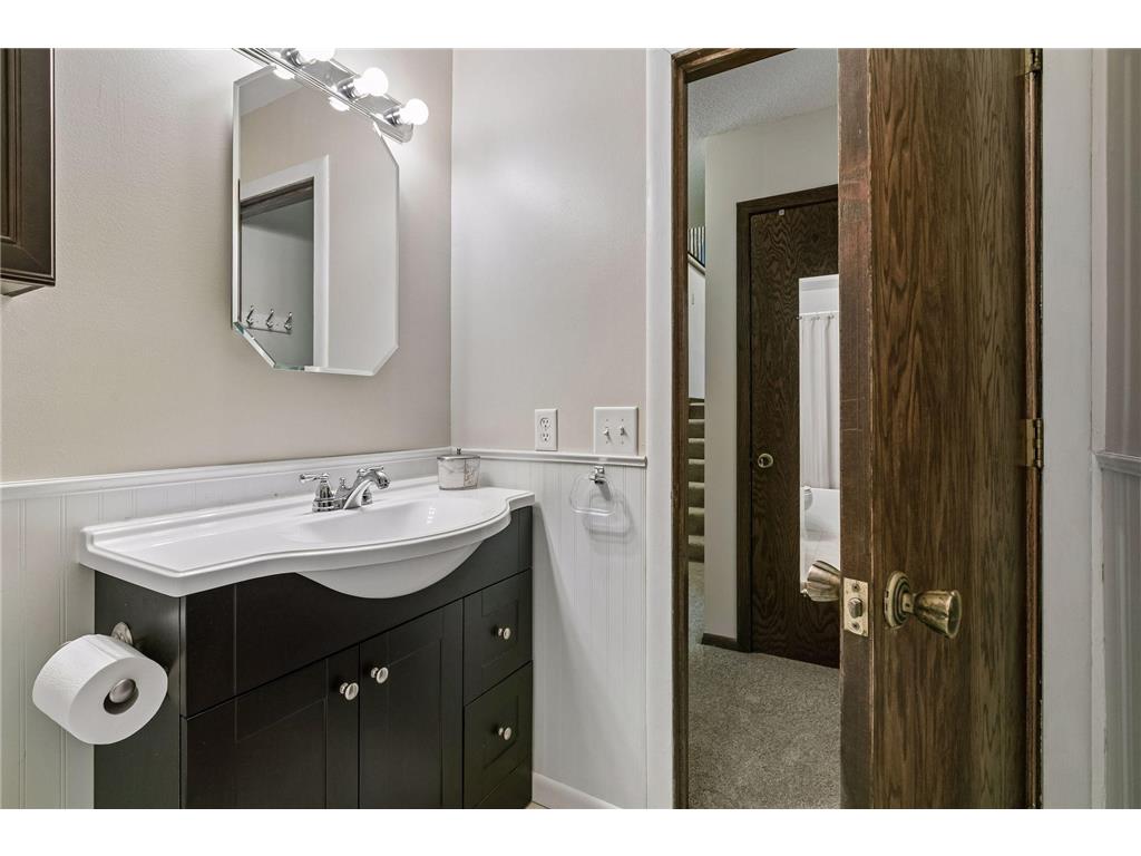 4211 Shirlee Lane N Shoreview MN 55126 7058852 image32