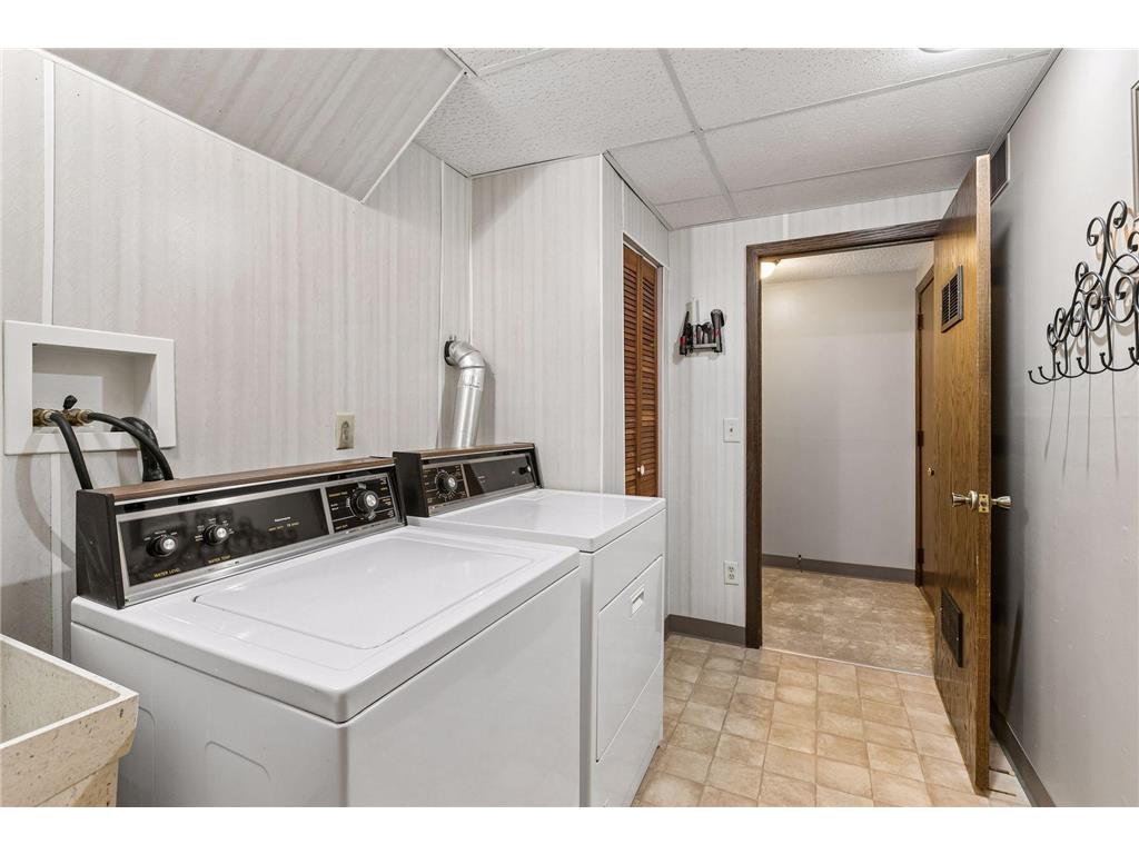 4211 Shirlee Lane N Shoreview MN 55126 7058852 image34