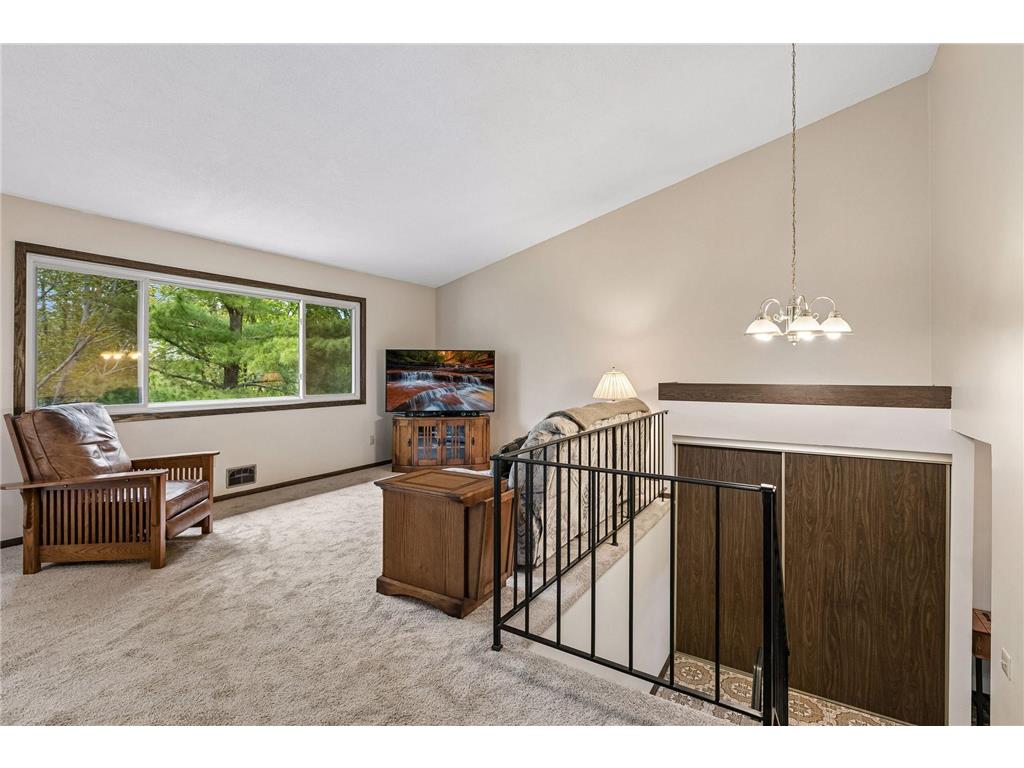 4211 Shirlee Lane N Shoreview MN 55126 7058852 image6