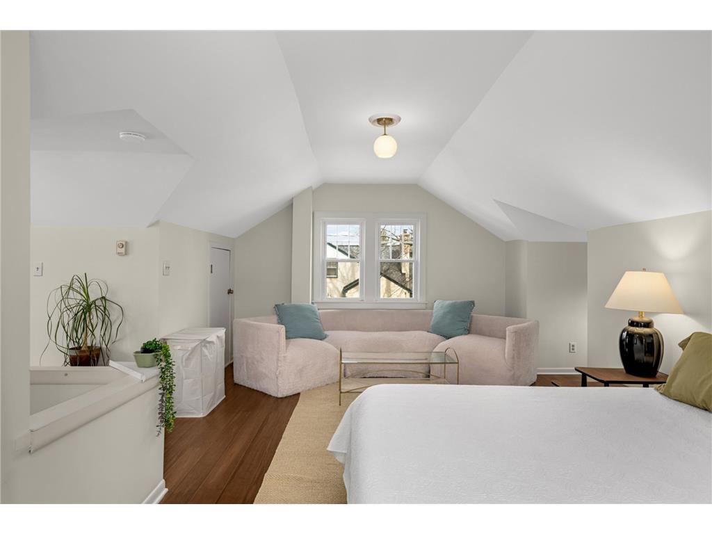 4211 Upton Avenue N Minneapolis MN 55412 7050605 image20