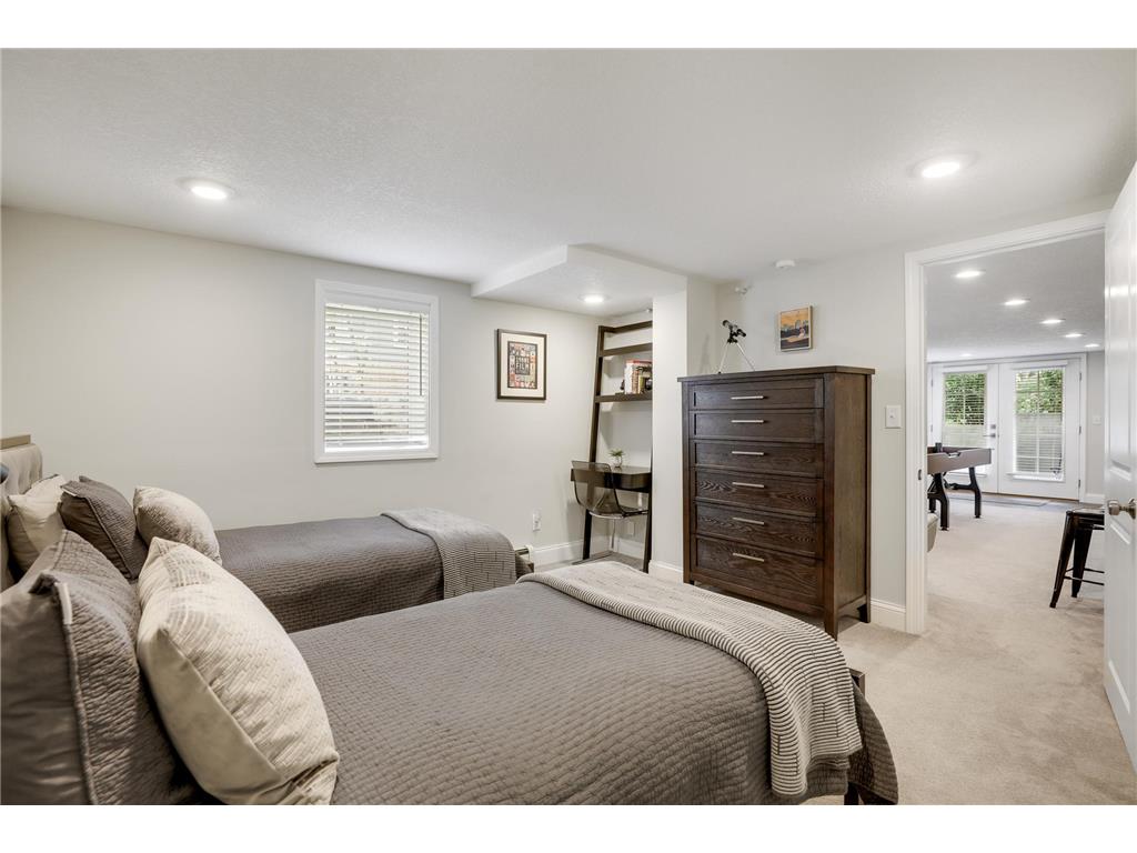 4214 Queen Avenue S Minneapolis MN 55410 7076186 image24