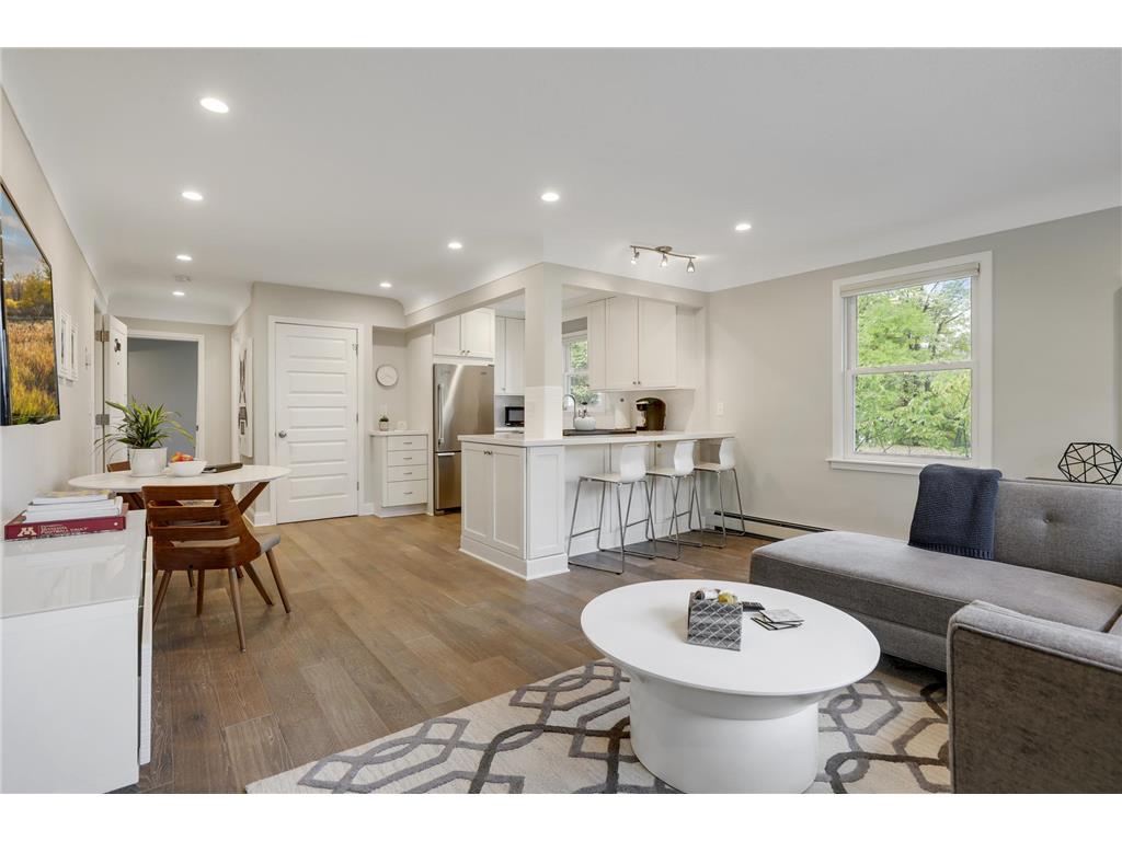 4214 Queen Avenue S Minneapolis MN 55410 7076186 image29