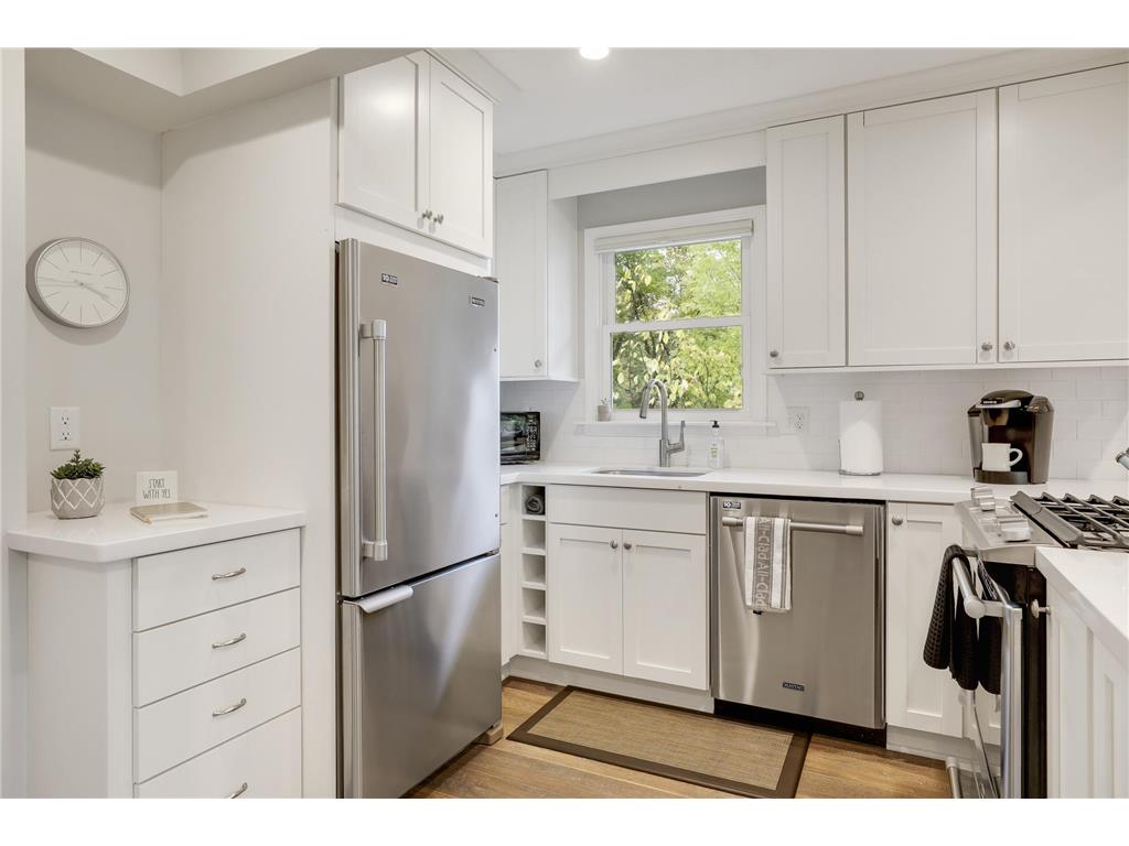 4214 Queen Avenue S Minneapolis MN 55410 7076186 image31