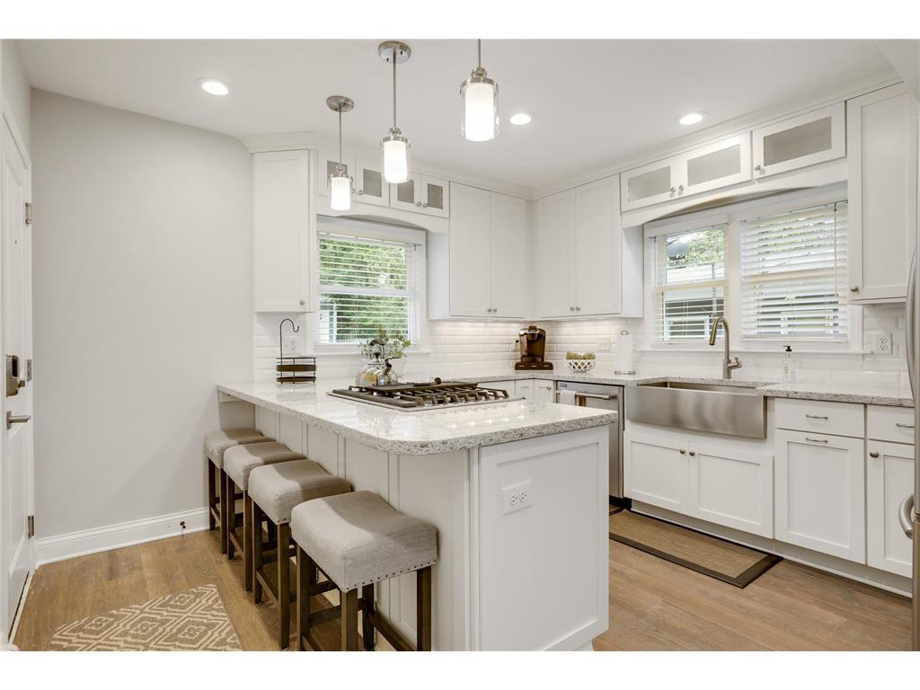 4214 Queen Avenue S Minneapolis MN 55410 7076186 image8