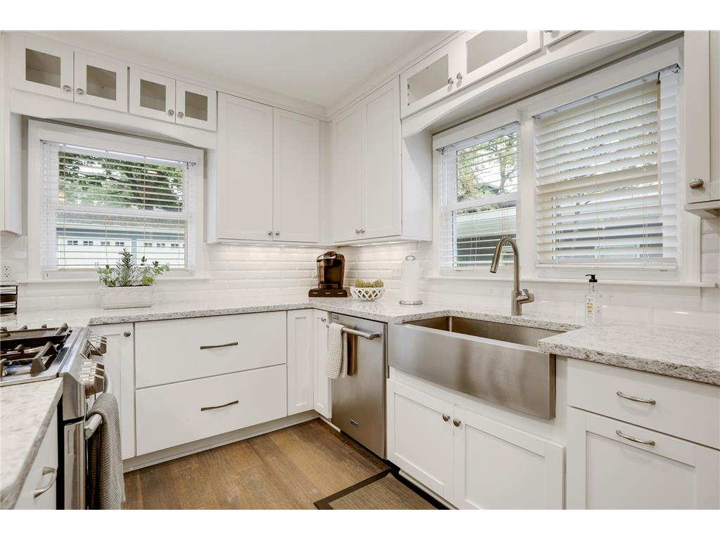 4214 Queen Avenue S Minneapolis MN 55410 7076186 image9