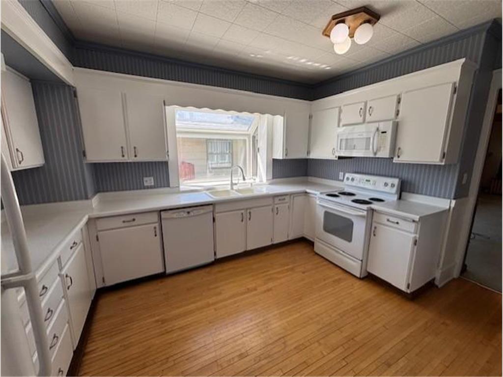 4215 Columbus Avenue Minneapolis MN 55407 7035020 image7