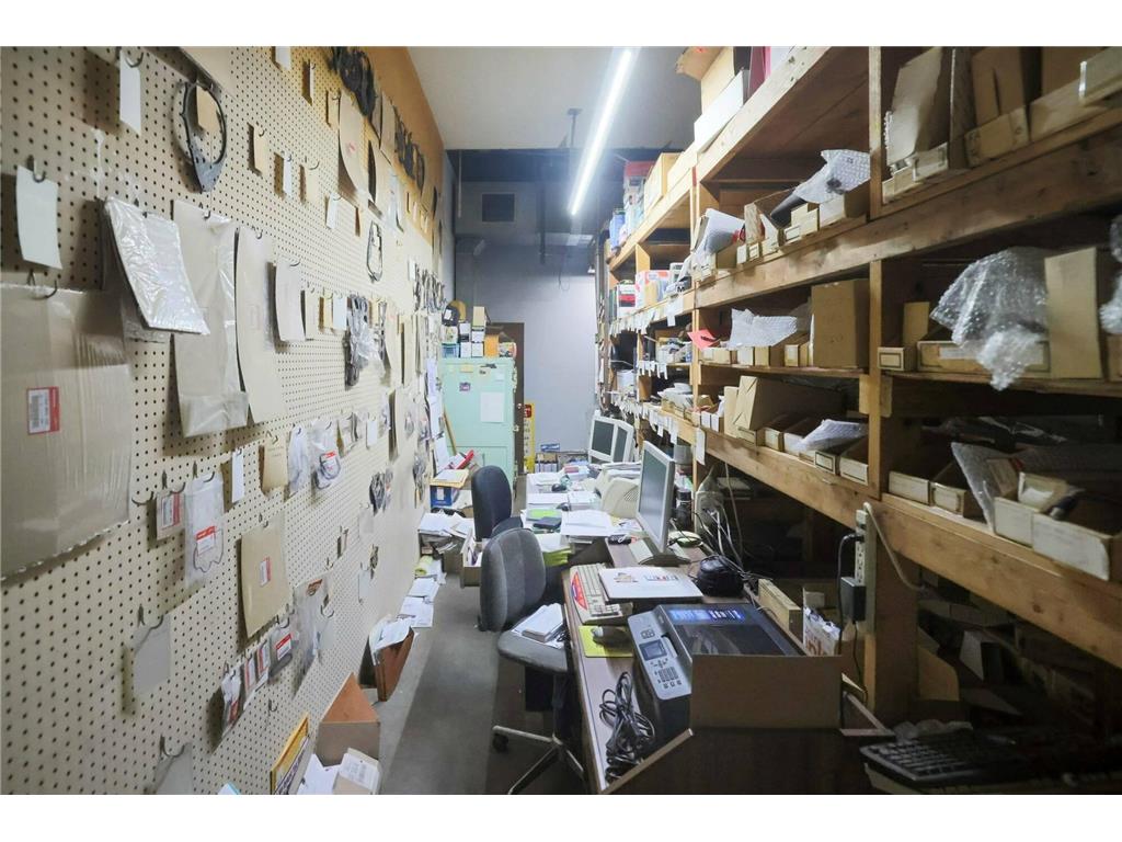 4215 E Lake Street Minneapolis MN 55406 6733677 image10