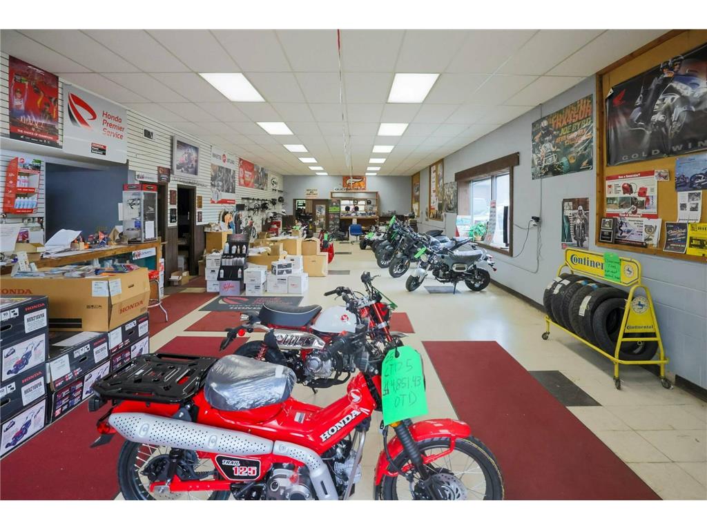 4215 E Lake Street Minneapolis MN 55406 6733677 image5