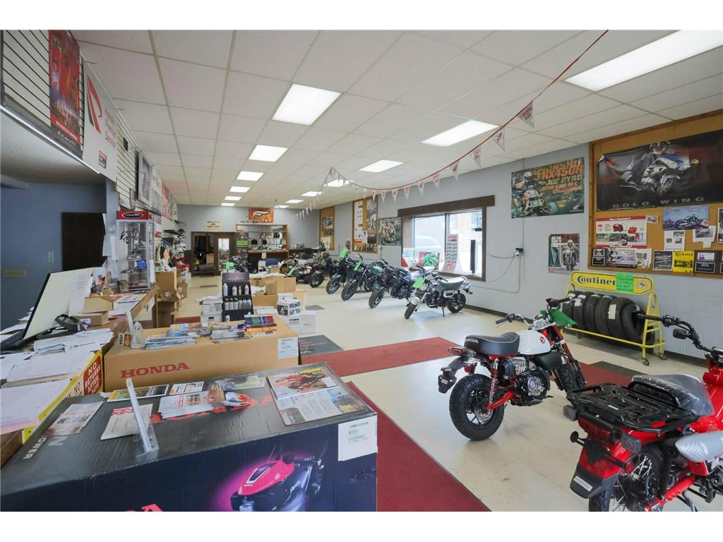 4215 E Lake Street Minneapolis MN 55406 6733677 image6