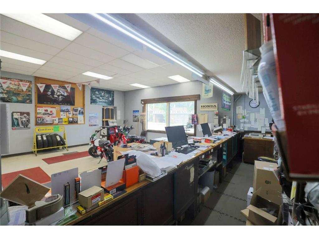 4215 E Lake Street Minneapolis MN 55406 6733677 image7