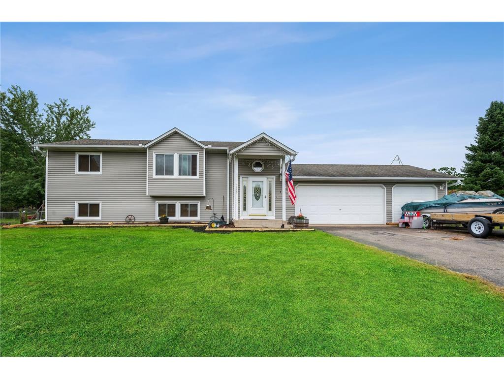 4215 E Rum River Circle S, Cambridge, MN 55008 MLS 6265666 Edina