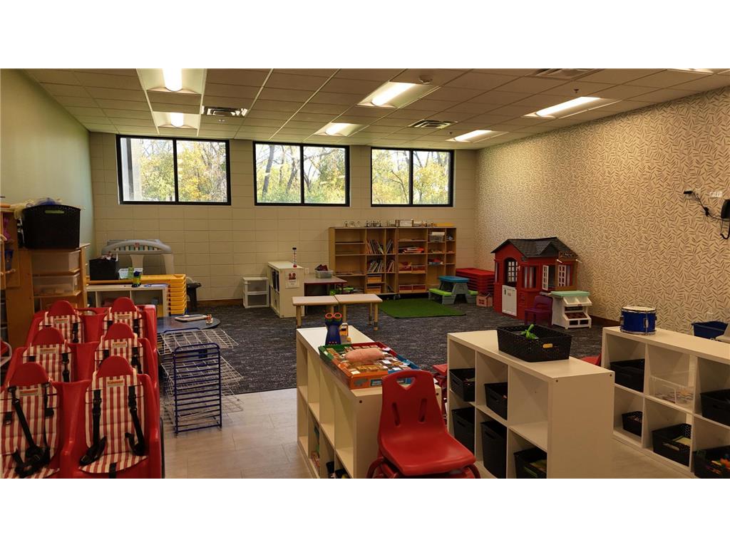 4215 Fairview Avenue Minnetonka MN 55343 6804239 image12