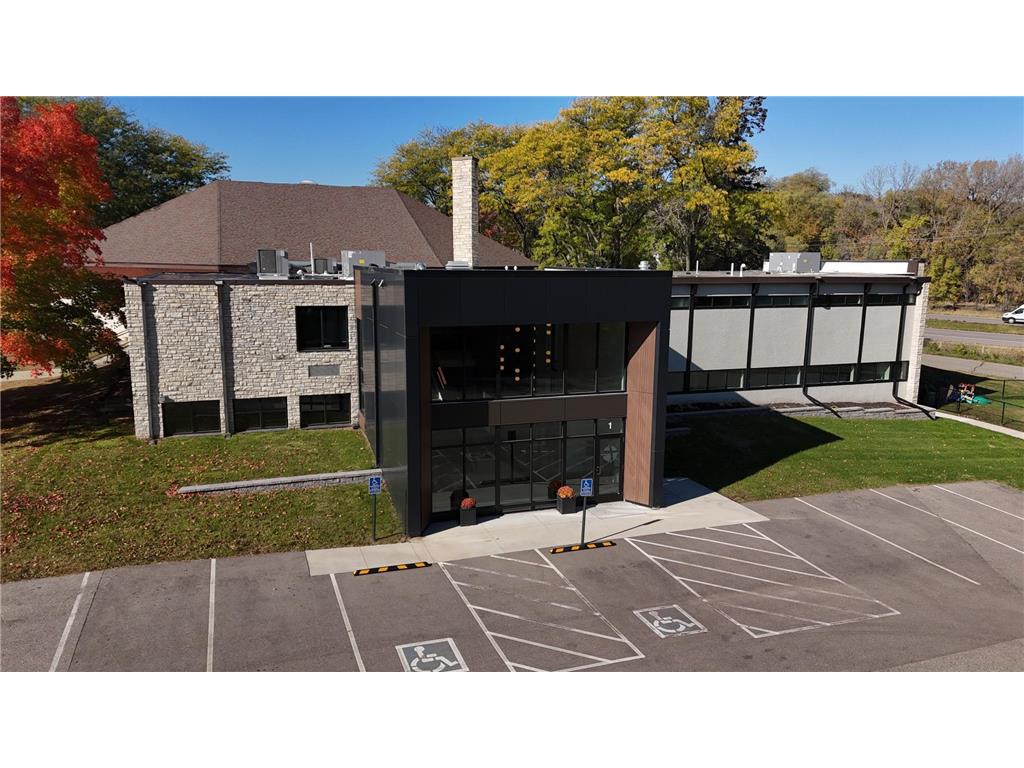 4215 Fairview Avenue Minnetonka MN 55343 6804239 image4