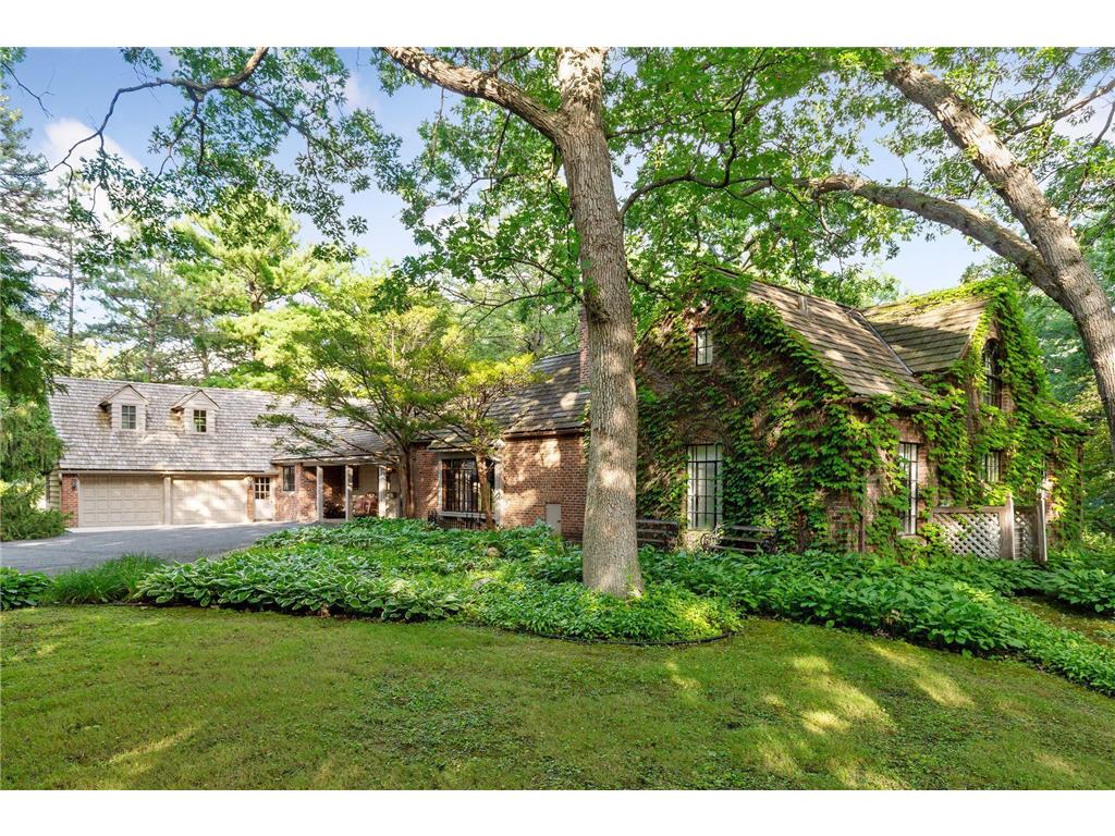 4215 Poplar Drive Golden Valley MN 55422 6331154 image1