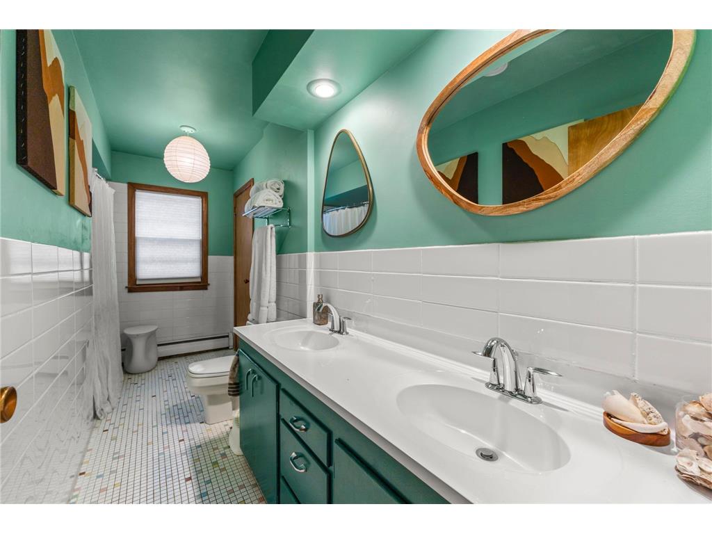 4216 Poplar Drive Golden Valley MN 55422 7011343 image22