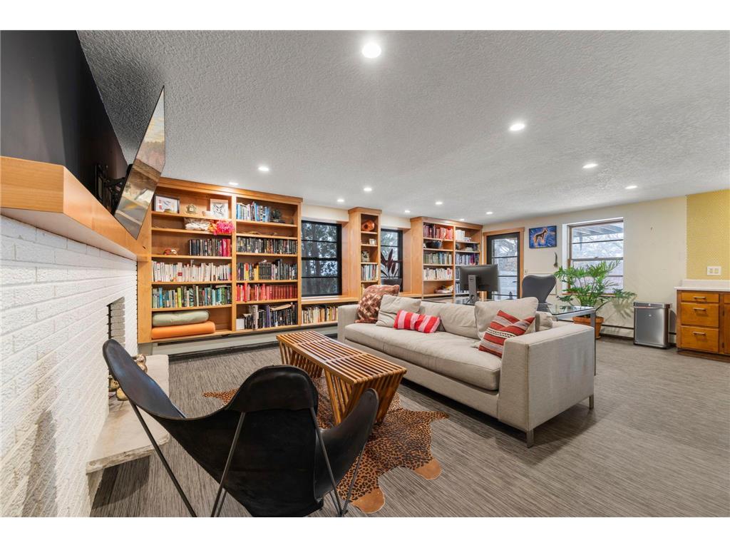 4216 Poplar Drive Golden Valley MN 55422 7011343 image23
