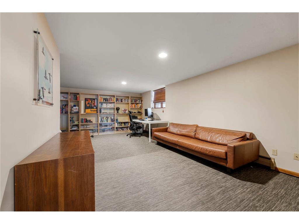 4216 Poplar Drive Golden Valley MN 55422 7011343 image28