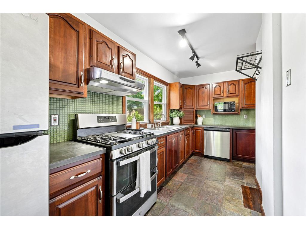 4219 2nd Avenue S Minneapolis MN 55409 7084165 image18