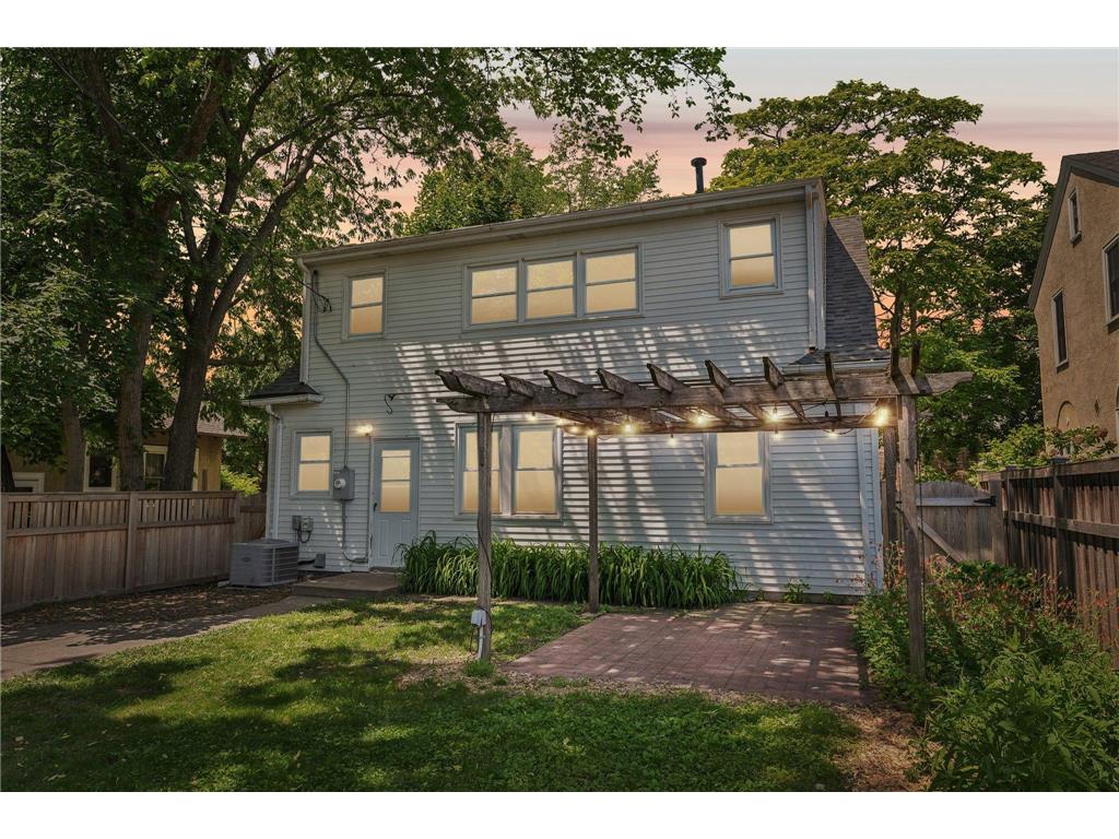 4219 2nd Avenue S Minneapolis MN 55409 7084165 image2