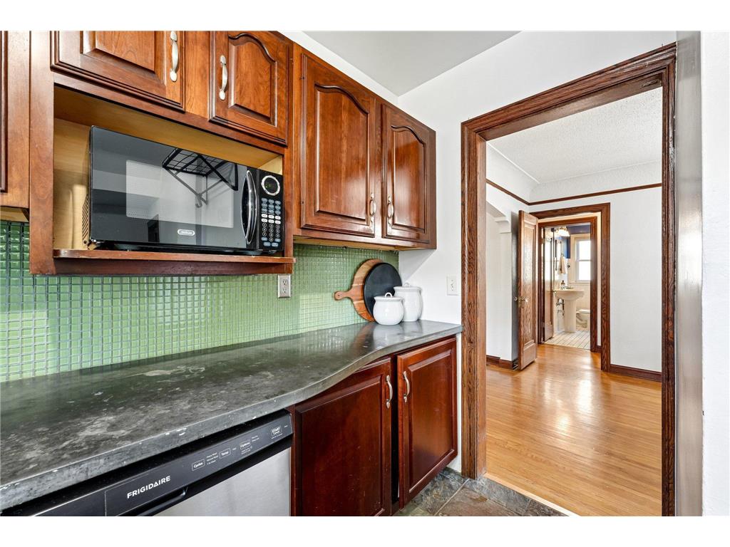 4219 2nd Avenue S Minneapolis MN 55409 7084165 image20