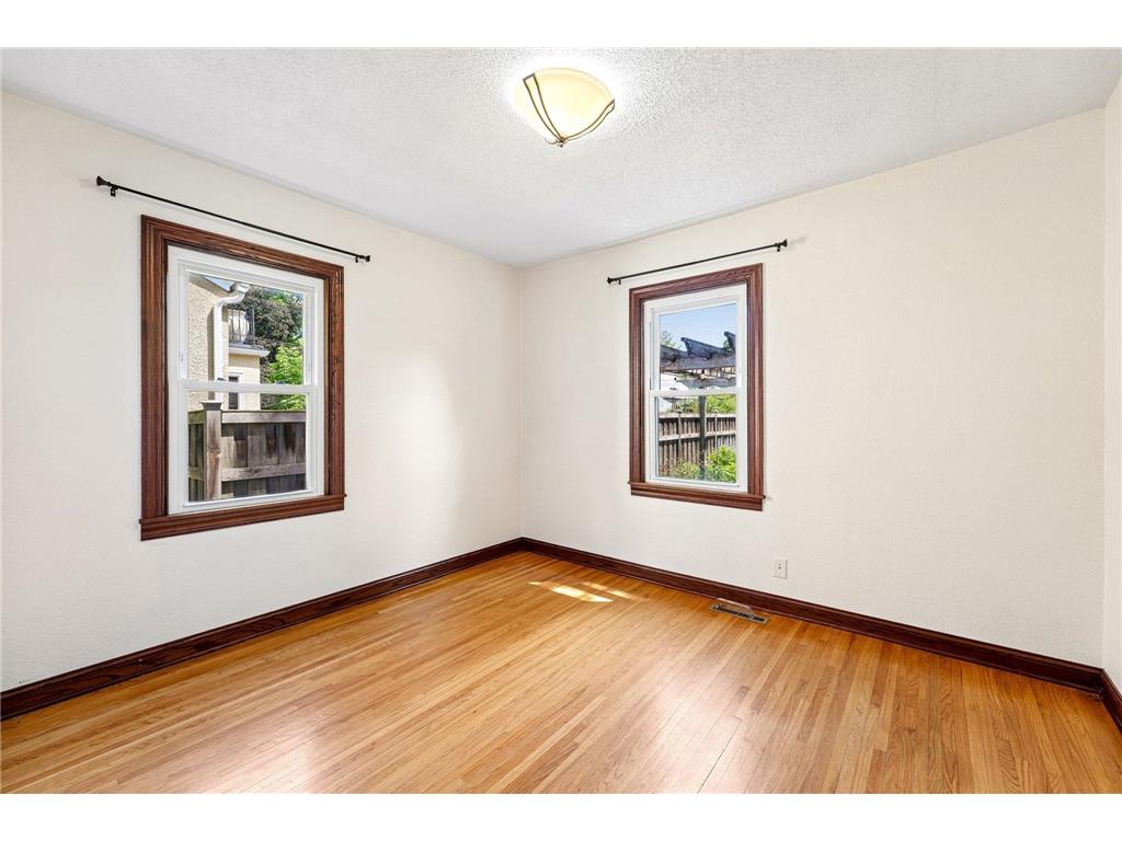 4219 2nd Avenue S Minneapolis MN 55409 7084165 image26