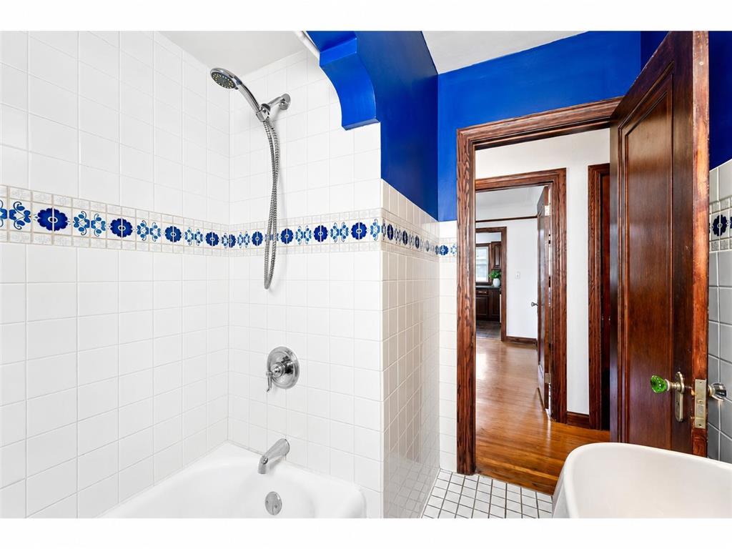 4219 2nd Avenue S Minneapolis MN 55409 7084165 image30