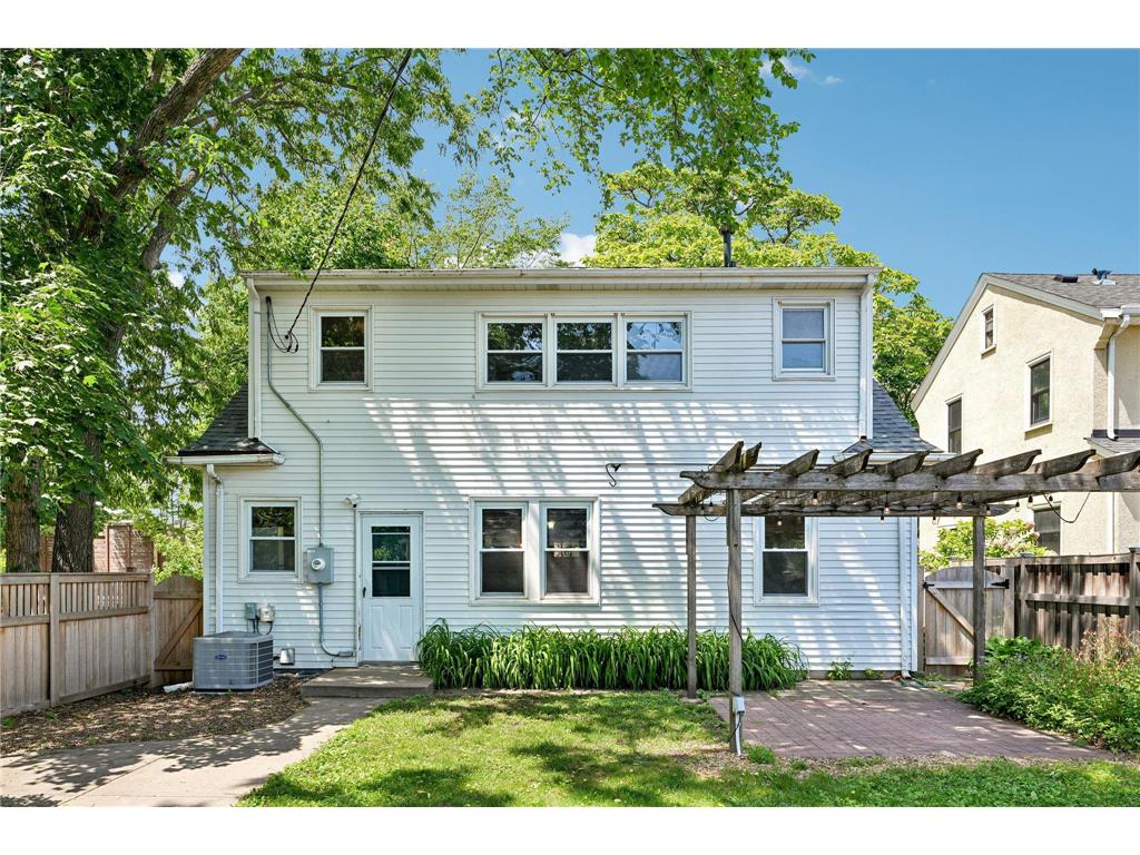 4219 2nd Avenue S Minneapolis MN 55409 7084165 image49