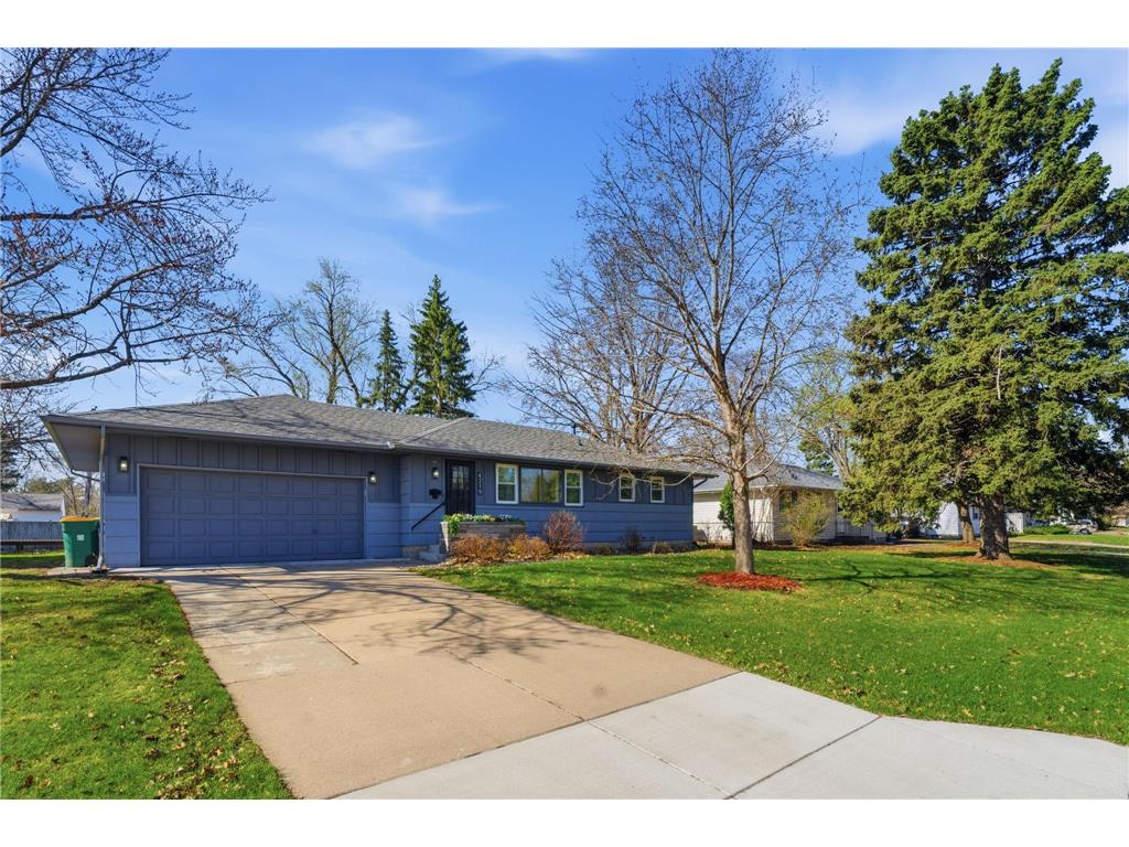 4219 66th Avenue N Brooklyn Center MN 55429 7062854 image2