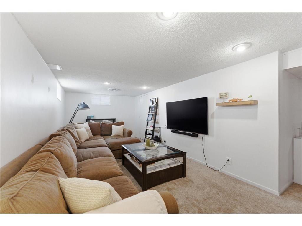 4219 66th Avenue N Brooklyn Center MN 55429 7062854 image28