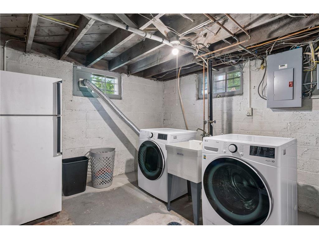 4219 Grand Avenue S Minneapolis MN 55409 7110612 image33