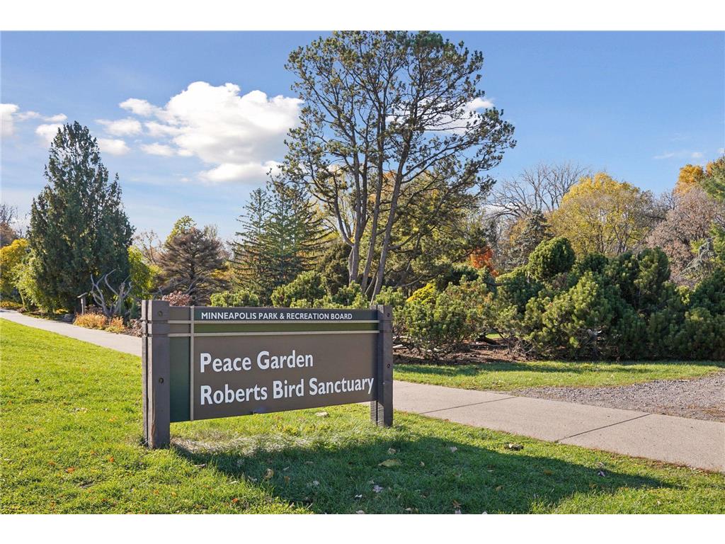 4219 Grand Avenue S Minneapolis MN 55409 7110612 image49