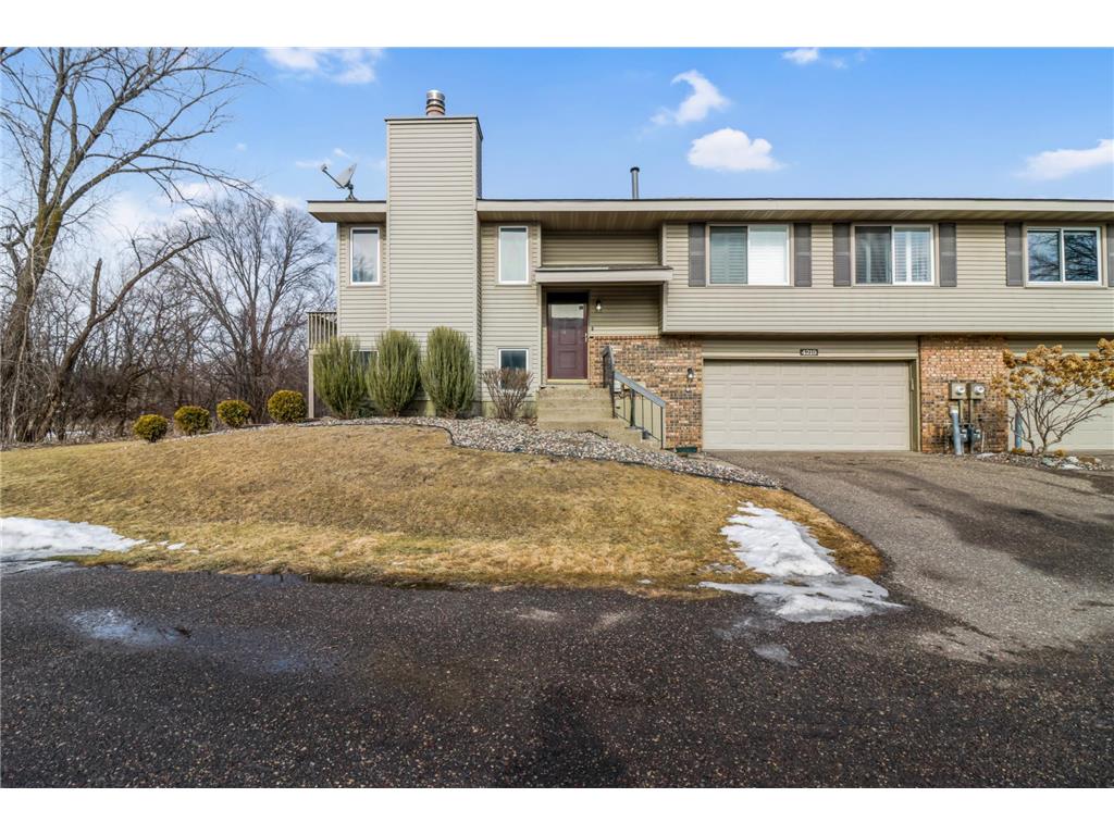 4219 Hemlock Lane N Plymouth MN 55441 7008390 image1