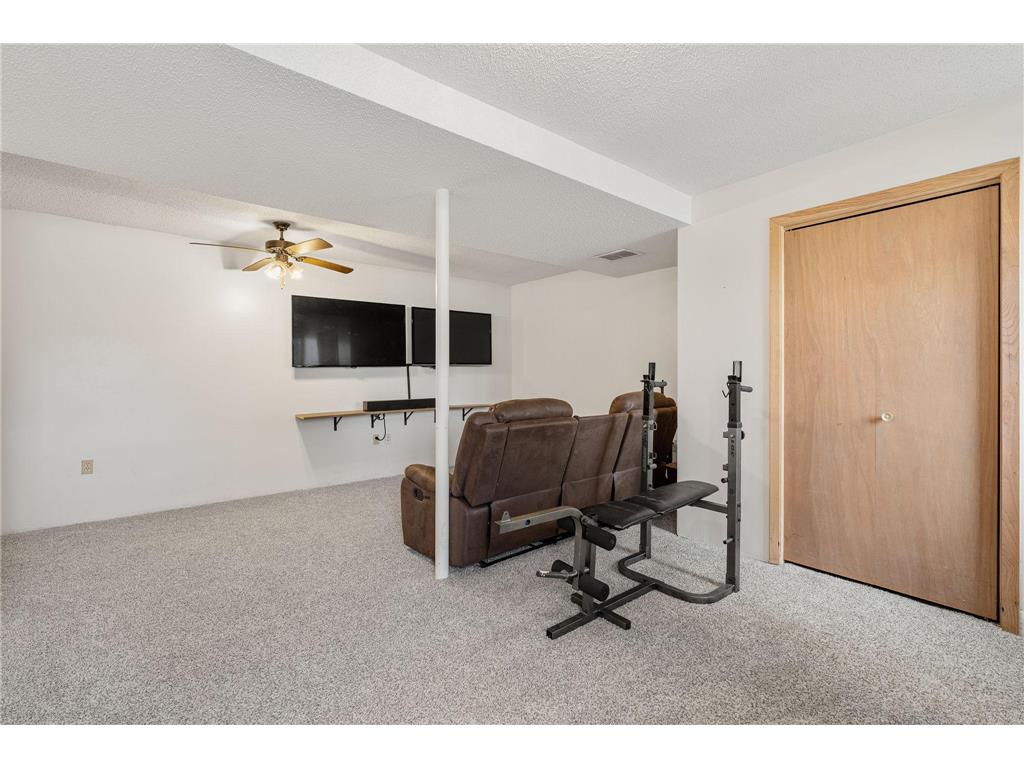 422 1st Avenue SE Stewartville MN 55976 7094047 image36