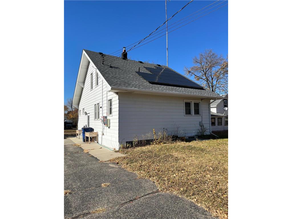 422 23rd Avenue N Saint Cloud MN 56303 6621291 image1