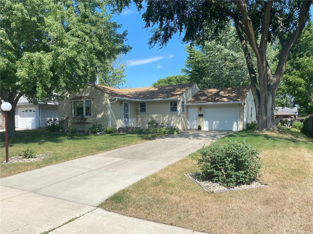 422 6th Avenue N, Cold Spring, MN 56320 MLS 6242615 Edina Realty