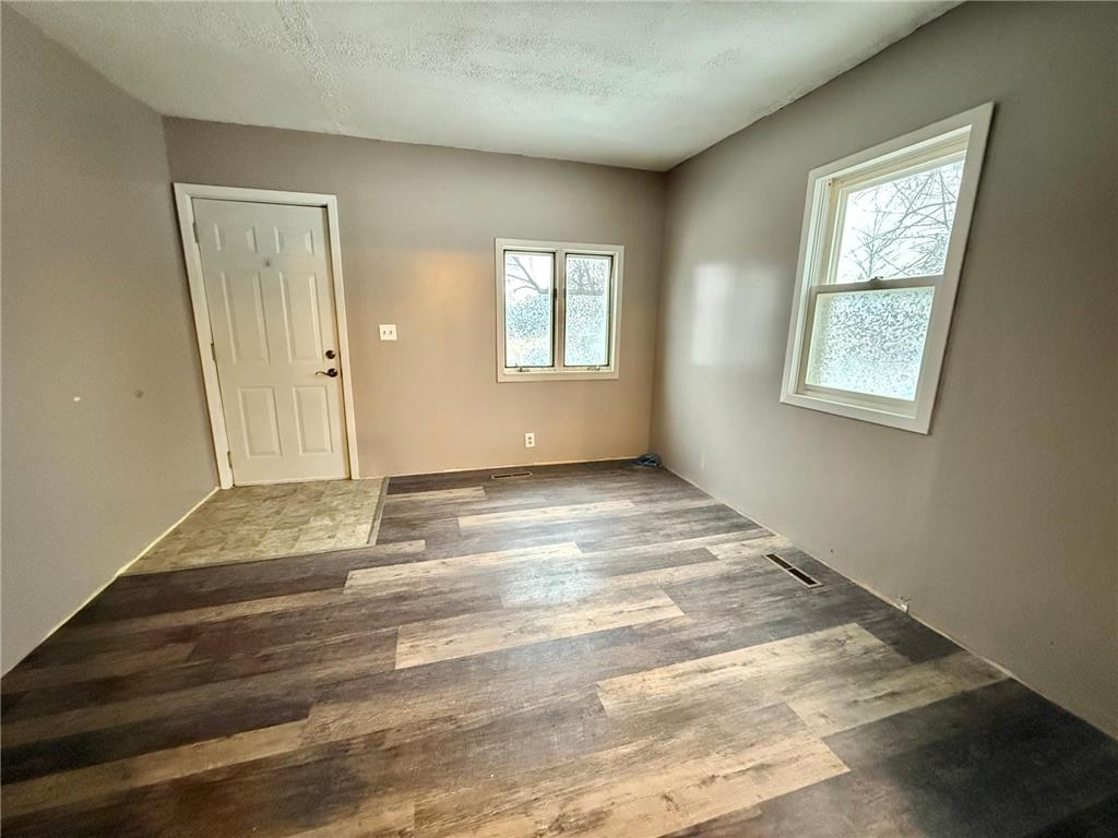 422 Arnold Avenue S Thief River Falls MN 56701 6808354 image9