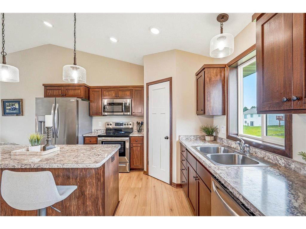 422 Bluebird Drive NW Isanti MN 55040 7073543 image13